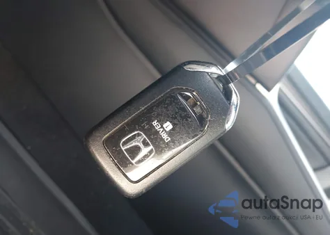 2022 Honda Accord Hybrid Touring z USA, uszkodzony, nr VIN 1HGCV3F98NA022353